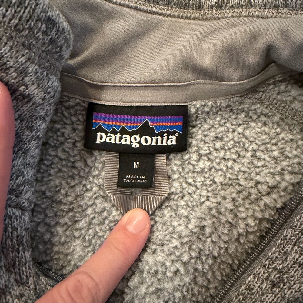 Patagonia Women’s Better Sweater Grey 1/4 zip Size M - Picture 3 of 5